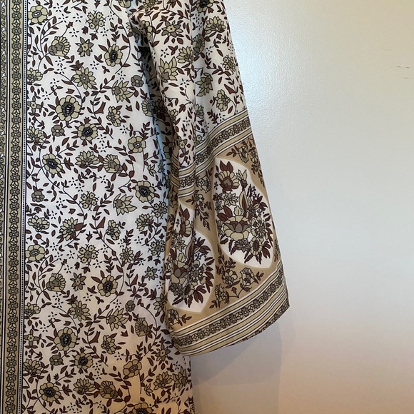 Dress - Picture 4 of 4